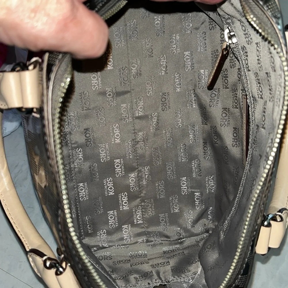 Michael Kors  NYE bag  mirror, Metallic silver satchel  Beige leather trim EUC